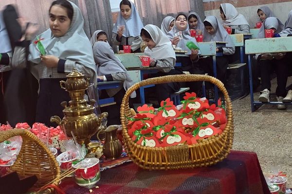 یلدا؛ پیوند شادی و فرهنگ در دبستان شهید آقچه‌لو 