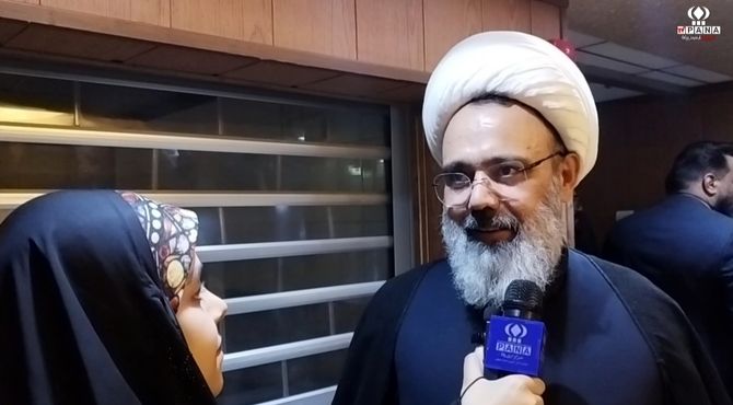 بایدبا توسل و اتحاد و دلگرمی و توجه به ولی خدا و امام زمان جنگ تحمیلی را پشت سر بگذاریم