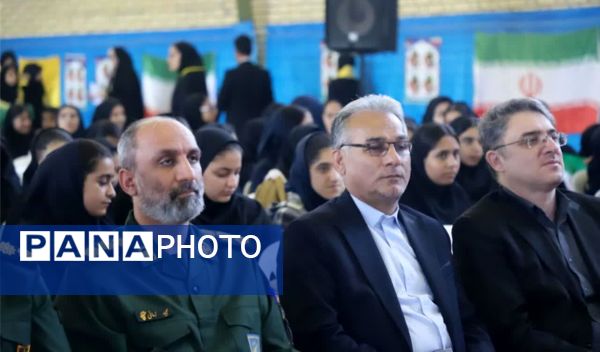 روشنایی یاد شهدا در دل نوجوانان بندر گز