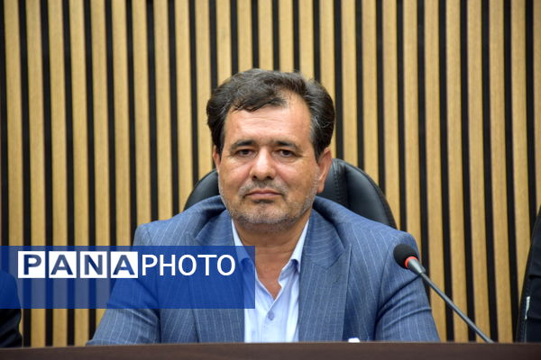 نشست هم‌اندیشی معاون استاندار با موسسان و مدیران مدارس غیردولتی تربت حیدریه 