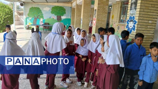 انتخابات شورای دانش‌آموزی دبستان شهید مطهری فین 