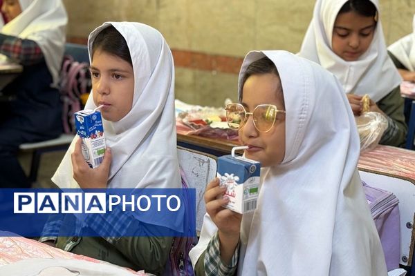 روز جهانی پوکی استخوان در مدارس شهرستان ملارد