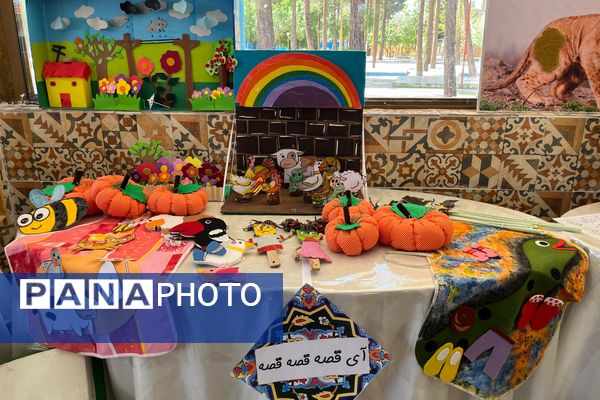 نمایشگاه تکنولوژی آموزشی در شهرستان آباده