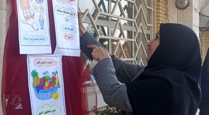 جشنواره غذای سالم در دبیرستان مهر نیشابور