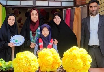بازدید مسئولین سازمان دانش آموزی اداره ناحیه دو از دبستان فاطمه اهری هاشمی 