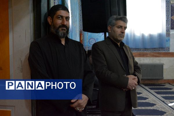 هم‌نوایی دانش‌آموزان مدرسه شهدای علم و فناوری در سوگ حضرت زهرا(س)