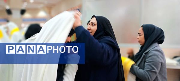 پیش اجرای گروه ۱۰۰۰ نفره پیشتازان قبل از اجلاسیه سراسری نماز