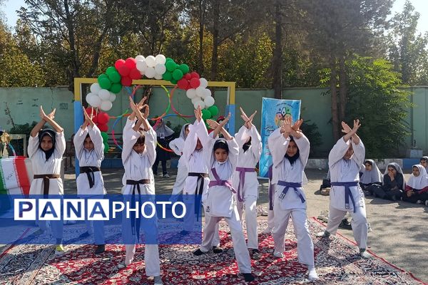 افتتاحیه المپیاد ورزشی درون مدرسه‌ای دبستان دخترانه بعثت۲