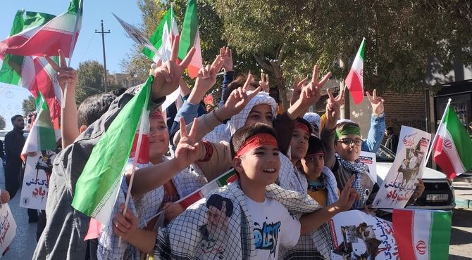 برگزاری راهپیمایی یوم‌الله ۱۳ آبان در کرمانشاه