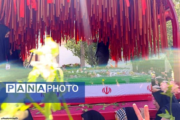 مراسم تشییع پیکر شهدای شهرضا در پی تجاوز ددمنشانه رژیم صفاک صهیونسیتی 