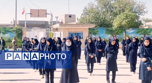 آیین افتتاحیه طرح بازگشایی مدارس و زنگ ایثار و مقاومت در شهرستان صالح آباد