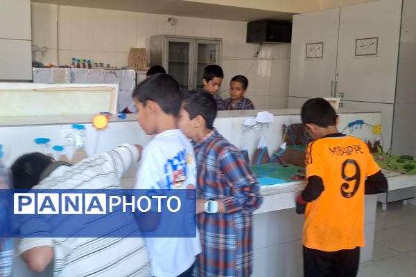نمایشگاه آثار طرح جابر بن حیان در آموزشگاه معارف ۶ ناحیه ۳شیراز 