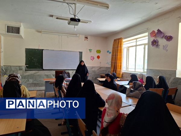کلاسهای تابستانی فرصتی بی نظیر برای رشد و یادگیری