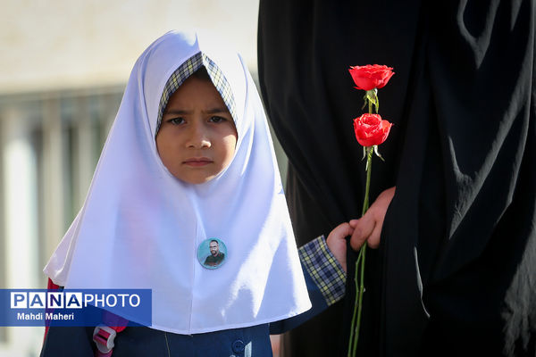 نواختن زنگ آغاز سال تحصیلی با حضور رئیس جمهوری