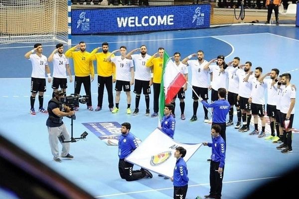 سلام نظامی ورزشکاران ایرانی، ادای احترام به وطن و اقتدار ملی است