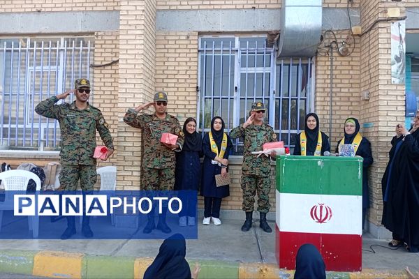نیرویی خستگی ناپذیر که گام‌هایش همیشه محکم و استوار است 