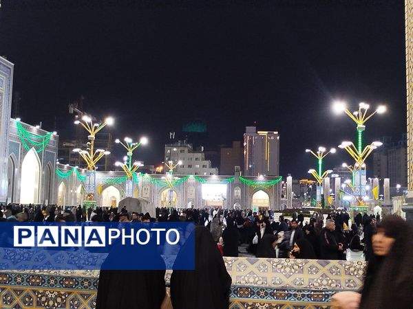 چراغانی دل‌ها در جوار بارگاه رضوی به مناسبت میلاد مولای متقیان  