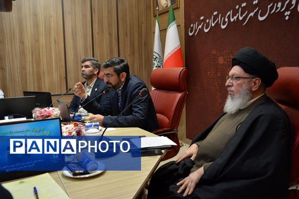 بدرقه دانش‌آموزان عمره‌گزار شهرستان‌های استان تهران