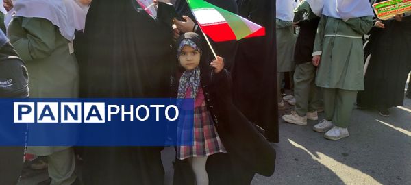 فریاد بصیرت در میدان دانش‌آموزی