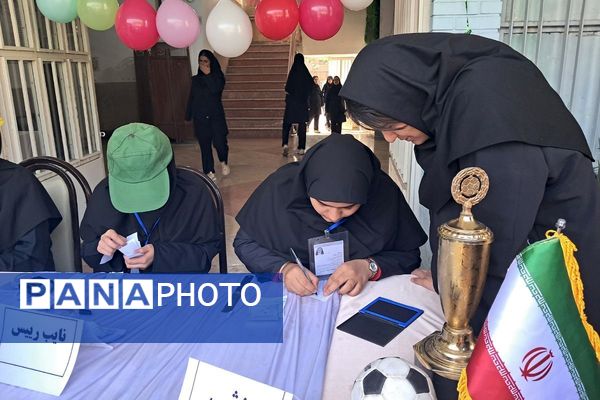 طنین اندازیِ شورِ ورزش در دبیرستان حجاب شهرری