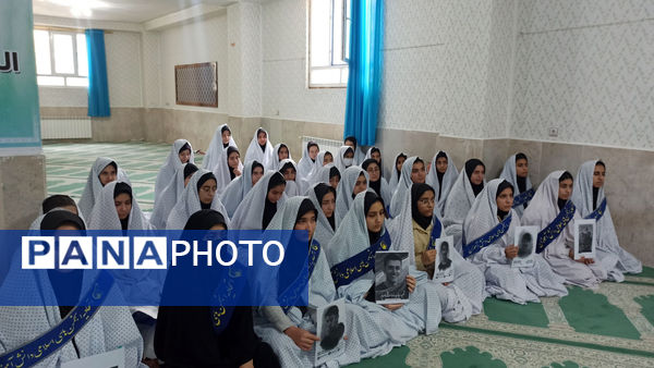 برگزاری هیئت انصارالمهدی (عج) در دبیرستان رضوان