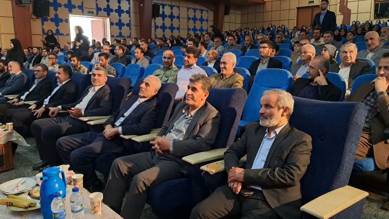 آیین بزرگداشت مقام معلم در فریدونکنار 