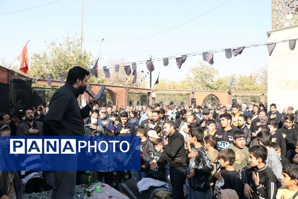 موج عشق و عزاداری در کوچه‌های اسلامشهر