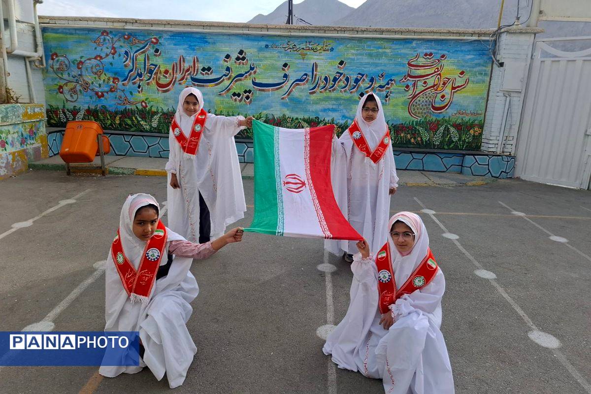 در مسیر پرورش نسل انقلابی؛ مراسم صبحگاهی تشکیلاتی در فیروزکوه جان گرفت