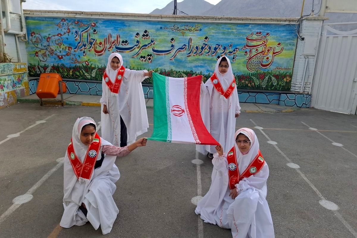 در مسیر پرورش نسل انقلابی؛ مراسم صبحگاهی تشکیلاتی در فیروزکوه جان گرفت