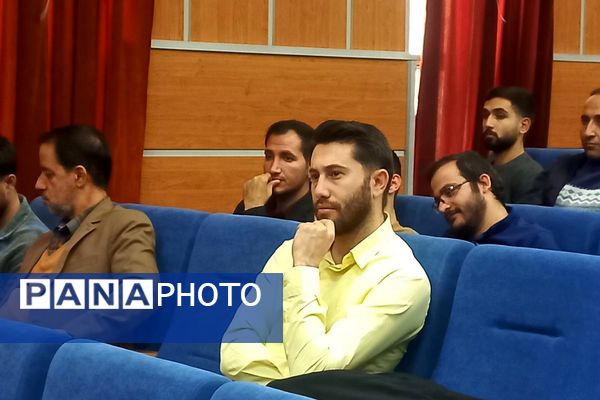 کارگاه مهارت افزایی و ترویج فرهنگ نماز ویژه معاونین پرورشی قرچک