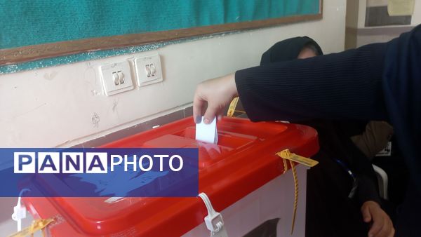 حضور حماسی مردم شهرستان هلیلان در دور دوم انتخابات ریاست‌جمهوری