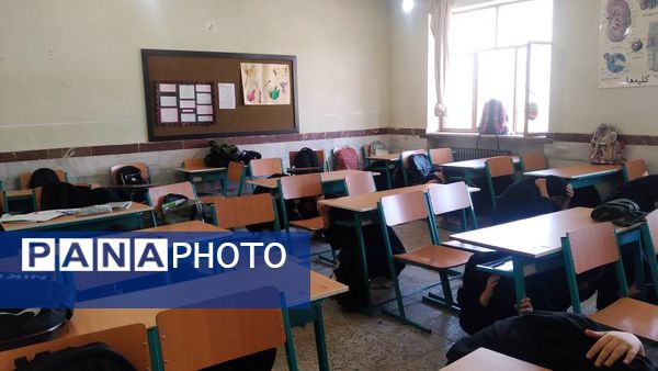 برگزاری مانور زلزله در مدرسه فاطمیه شهرستان آببر