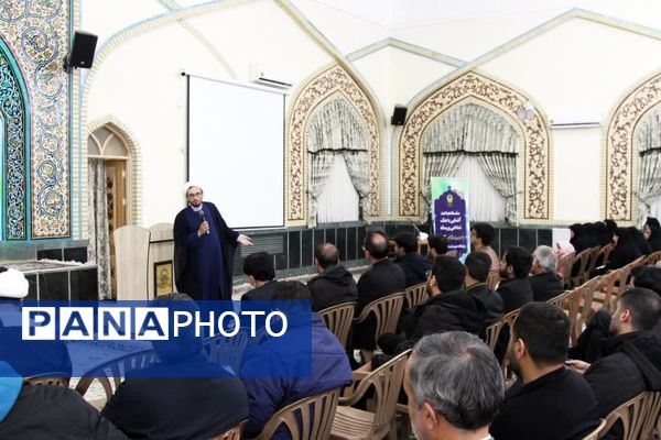 برگزاری جلسات سلسله مباحث آشنایی با جنگ شناختی و رسانه در کاشمر