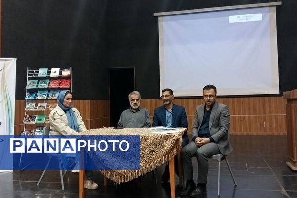رونمایی از ۲۱ اثر تازه؛ پاسداشت نویسندگان در اداره فرهنگ و ارشاد قدس