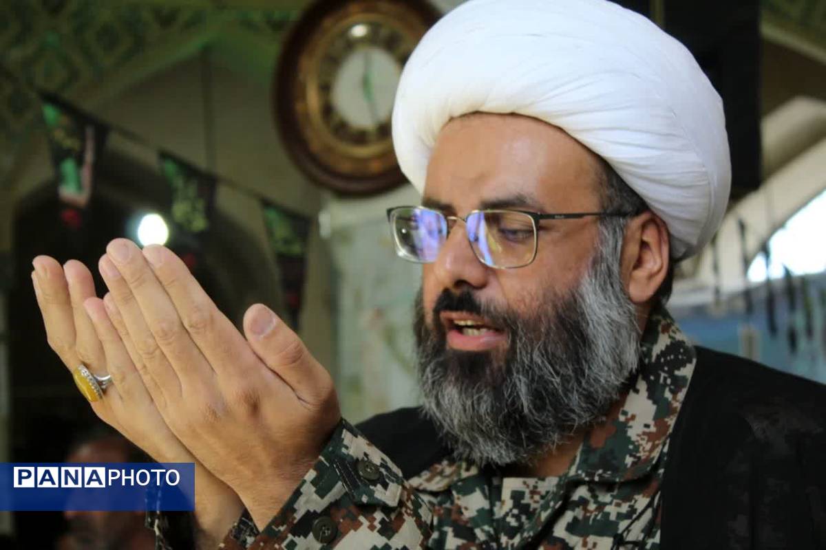 تجلی پیوند مدرسه و مسجد در خاتم