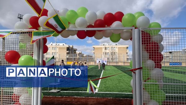 بهره‌برداری از بزرگترین چمن مصنوعی دانش‌آموزی در کهگیلویه و بویراحمد