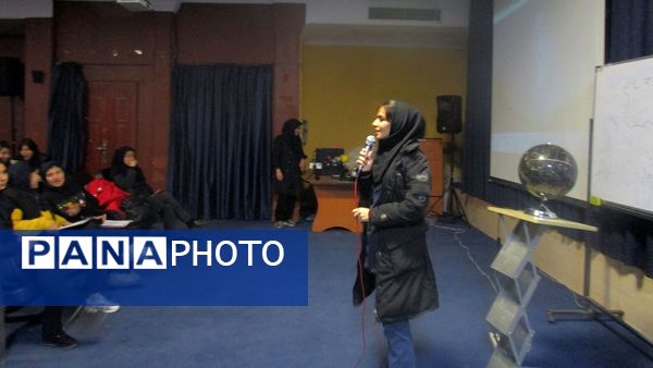 برگزاری اردوی دانش‌آموزان شهید کلانتری از رصدخانه عظیمیه در کرج 