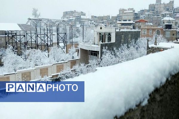 بارش باران و برف در شهر زیبای بار و شادی مردم از نزول رحمت الهی