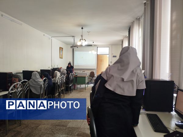 بازدید دانش‌آموزان کلاس ششم دبستان شهید نجفی فدافن از پژوهش‌سرای کار و فناوری