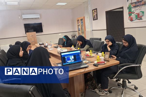  برگزاری کارگاه نو راوی مهر در سازمان  دانش‌آموزی استان فارس 