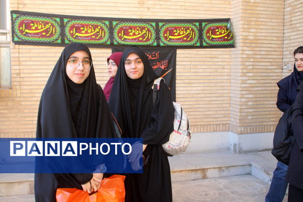 اعزام دانش‌آموزان پیشتاز استان بوشهر به مشهد مقدس