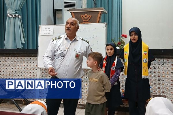 کارگاه آموزش مهارت‌های تشکیلات سازمان دانش‌آموزی در باقرشهر 