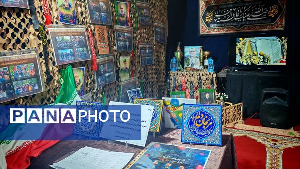 نمایشگاه خدمت 46 به مناسبت هفتهٔ بسیج در نیشابور 