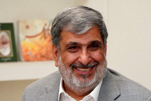 خیرین تمام‌قد و تا پای جان در خدمت مدرسه‌سازی هستند 
