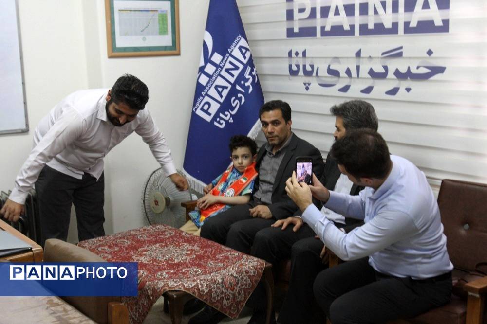 نشست صمیمی مدیرکل آموزش و پرورش استان زنجان در خبرگزاری پانا 