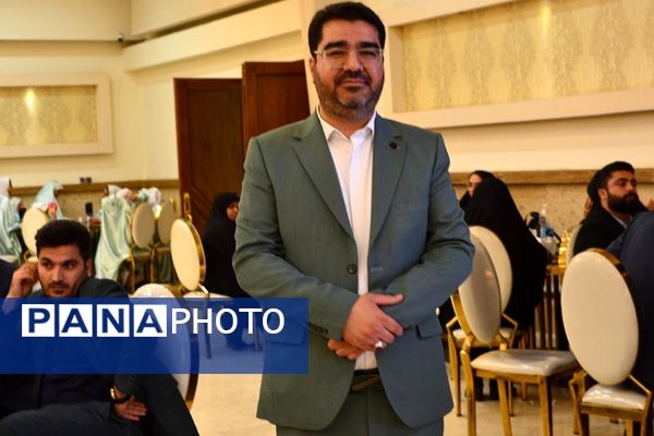 برگزاری مراسم گرامیداشت مقام معلم در بهارستان‌دو