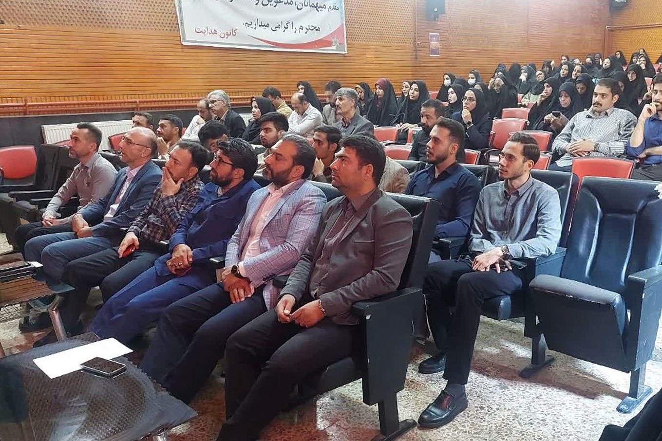 پایهگذاری ارزشهای اخلاقی و دینی در مدارس در گرو تلاش معاونین و مربیان پرورشی است