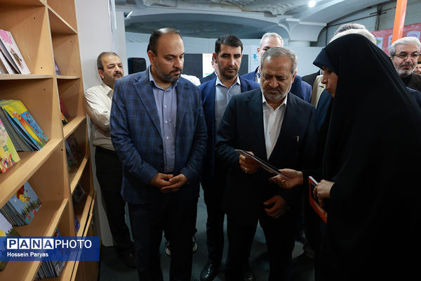 بازدید وزیر آموزش و پرورش از سی‌وششمین نمایشگاه بین‌المللی کتاب تهران 