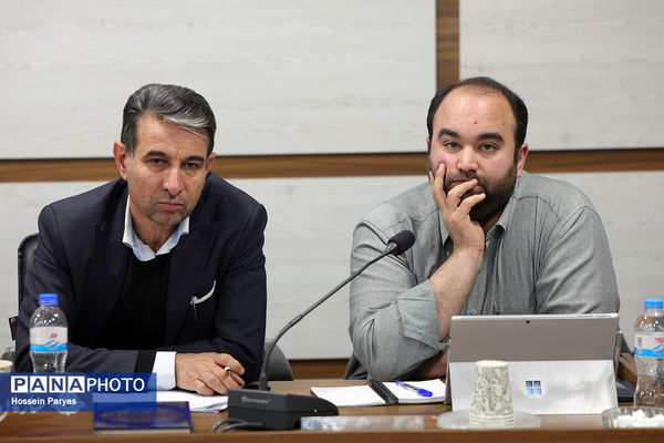 جلسه مدیران استان‌ها با شورای معاونان سازمان دانش‌آموزی 