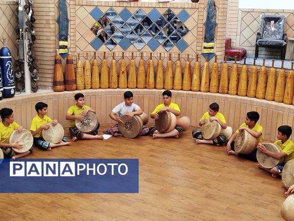 بازدید معاون پرورشی و تربیت بدنی کاشمر و رئیس ورزش کاشمر از زورخانه علی اکبر (ع)